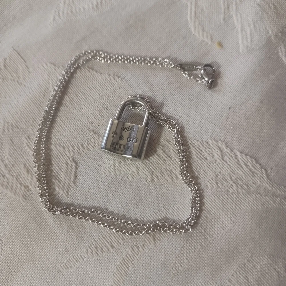 Tiffany & Co. 1837 Padlock Necklace, Sterling Silver - Picture 3 of 11